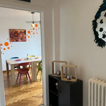 Centre Ville 2 Chambres Tarif Long Sejour アパート ヴァランシエンヌ